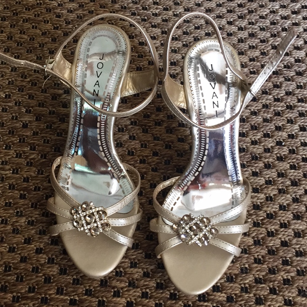 JOVANI GOLD RHINESTONE HIGH HEELS